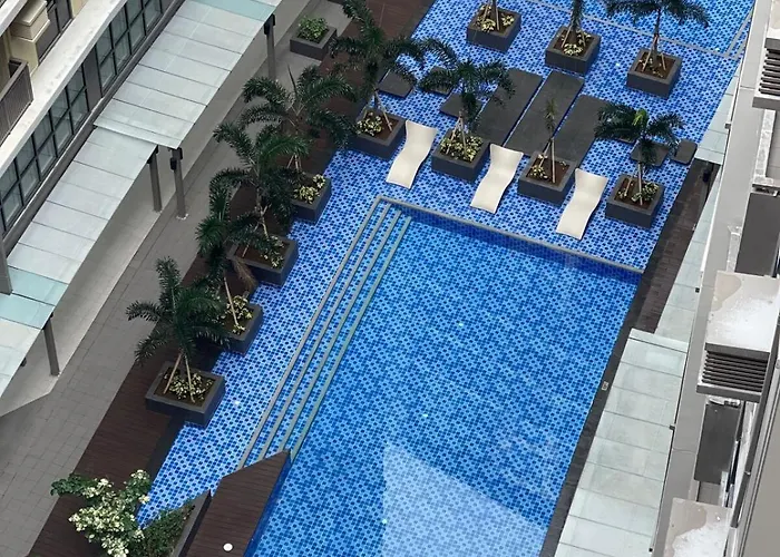 Modern & Luxury 2br Near Solaire, Okada, Airport * マニラ市
